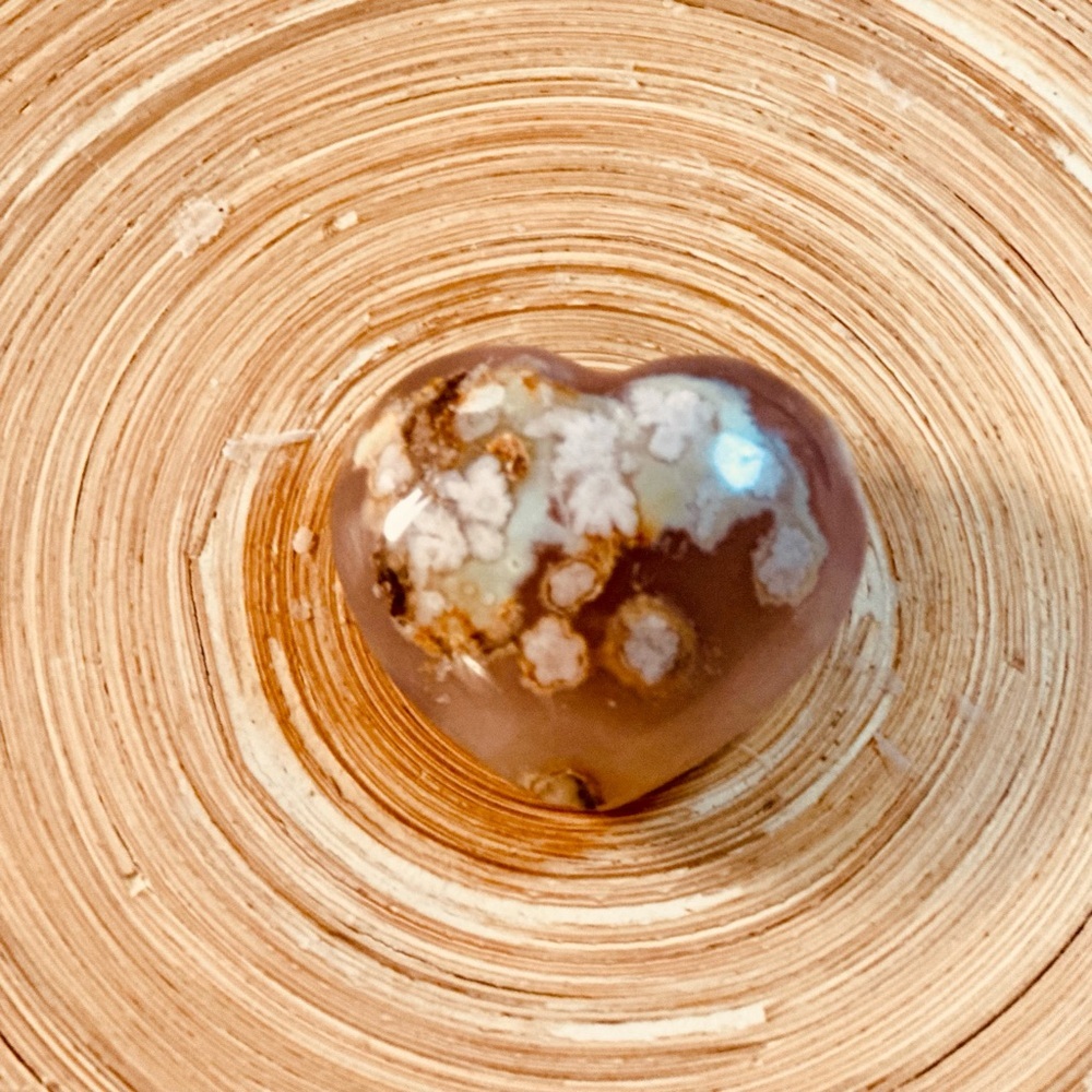 Polished natural Sakura cherry blossom Agate Stone Heart Large - Picture 5 of 9